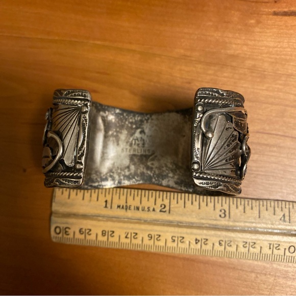 Turquoise and coral cuff bracelet - Picture 5 of 8